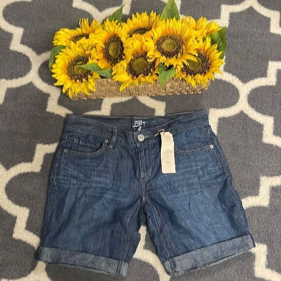 Ann Taylor Pants - NWT Ann Taylor Loft light weight denim shorts